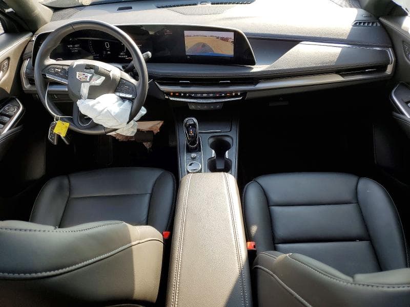 2024 CADILLAC XT4 LUXURY 8
