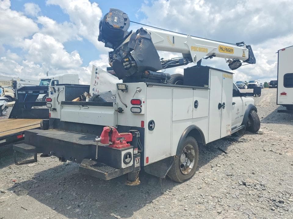 2022 RAM 5500 3