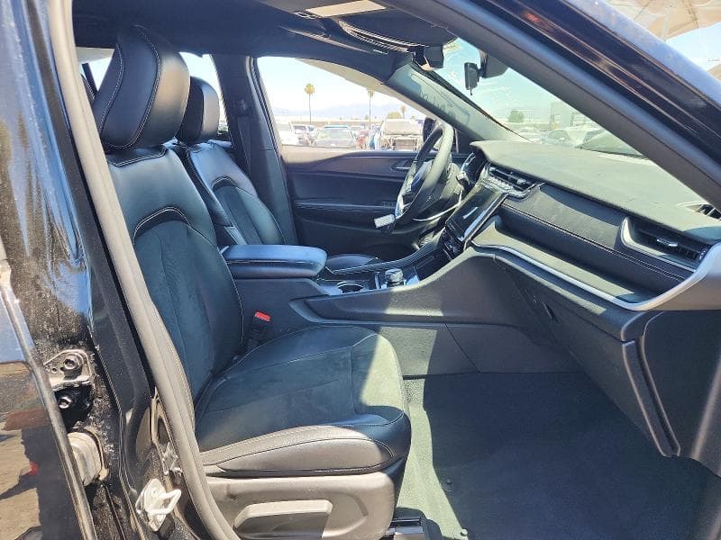 2025 JEEP GRAND CHEROKEE LAREDO 7