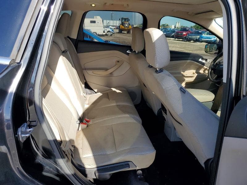 2018 FORD ESCAPE SE SE 11