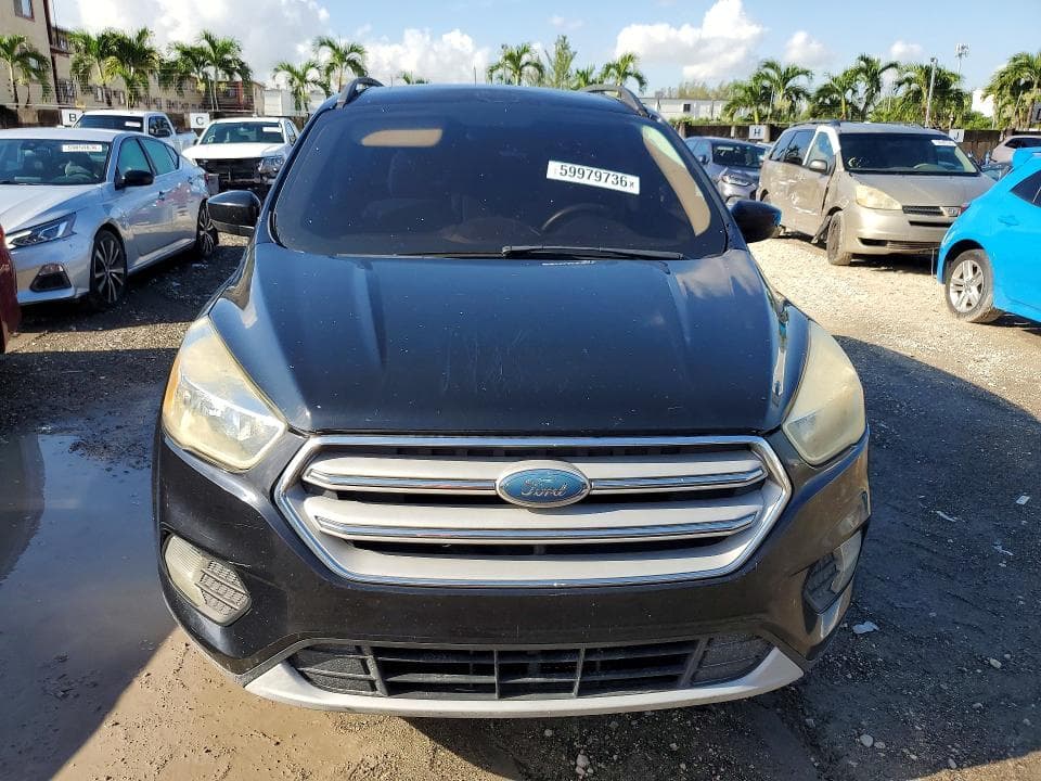 2018 FORD ESCAPE SE SE 5