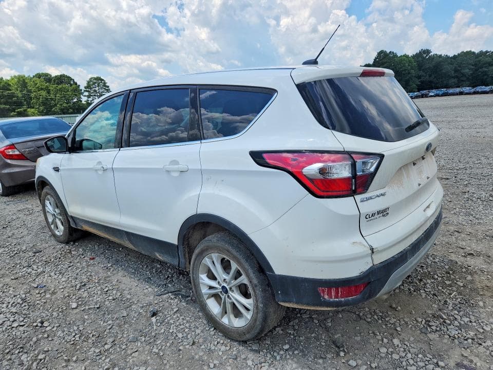 2017 FORD ESCAPE SE 2