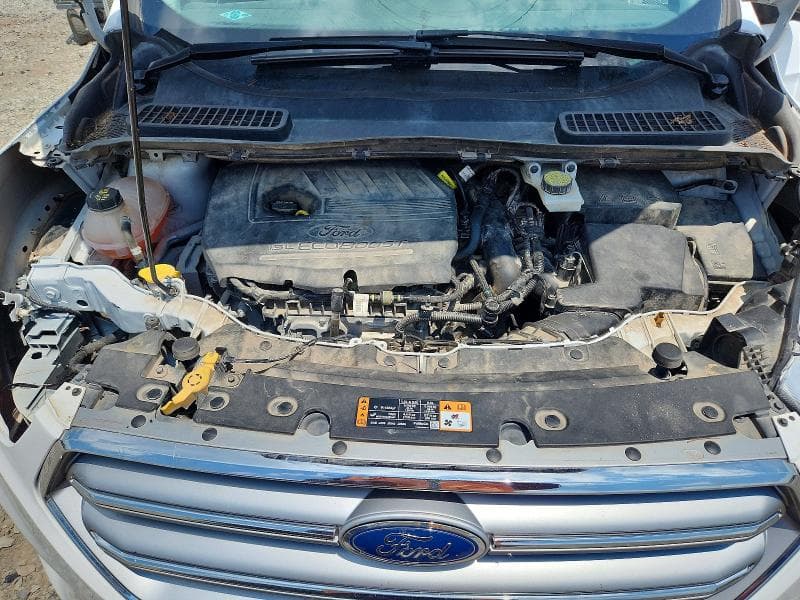 2017 FORD ESCAPE SE 11