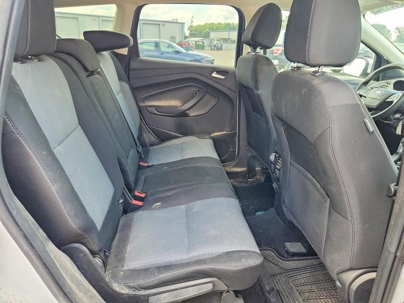 2017 FORD ESCAPE SE 10