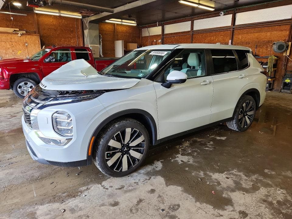 2025 MITSUBISHI OUTLANDER SE - 1