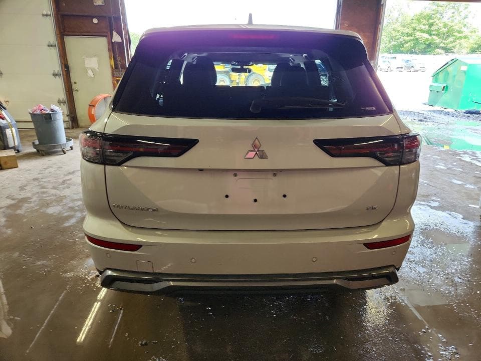 2025 MITSUBISHI OUTLANDER SE 6