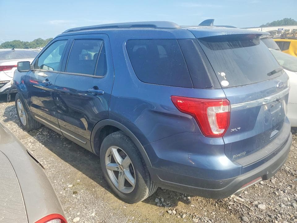 2018 FORD EXPLORER XLT 2