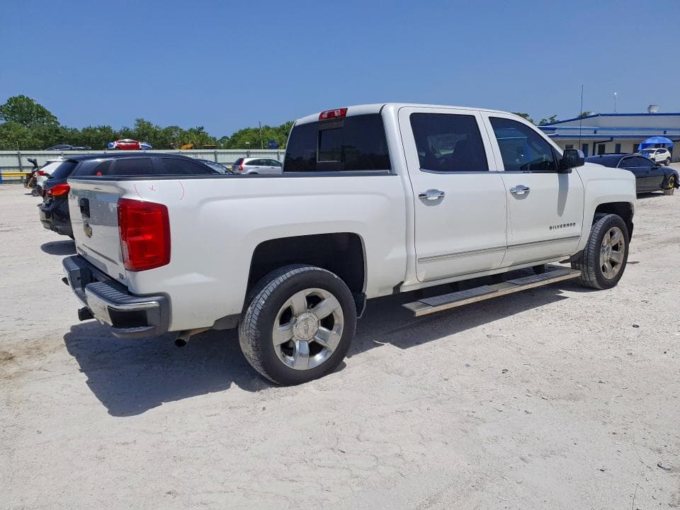 2017 CHEVROLET SILVERADO C1500 LTZ 3