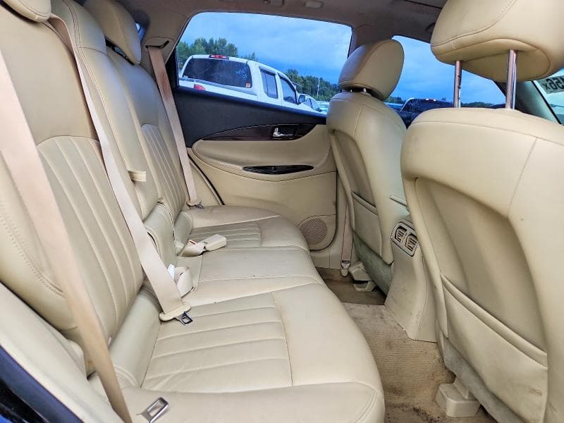 2017 INFINITI QX50 BASE 11