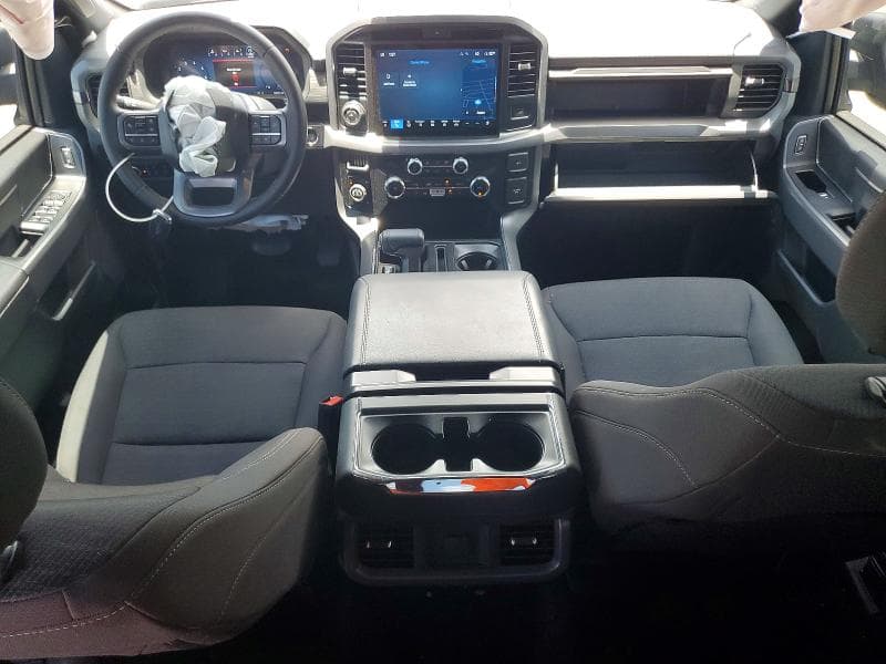 2025 FORD F150 XLT 8