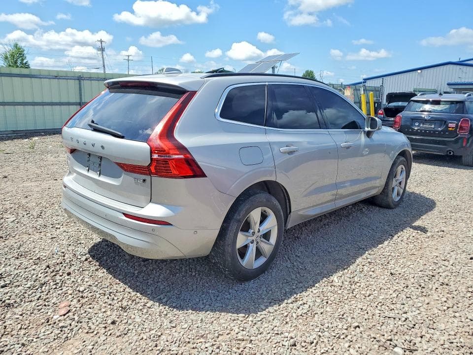 2022 VOLVO XC60 B5 MOMENTUM 3
