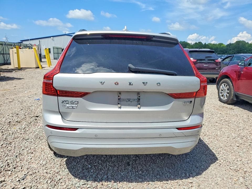 2022 VOLVO XC60 B5 MOMENTUM 6