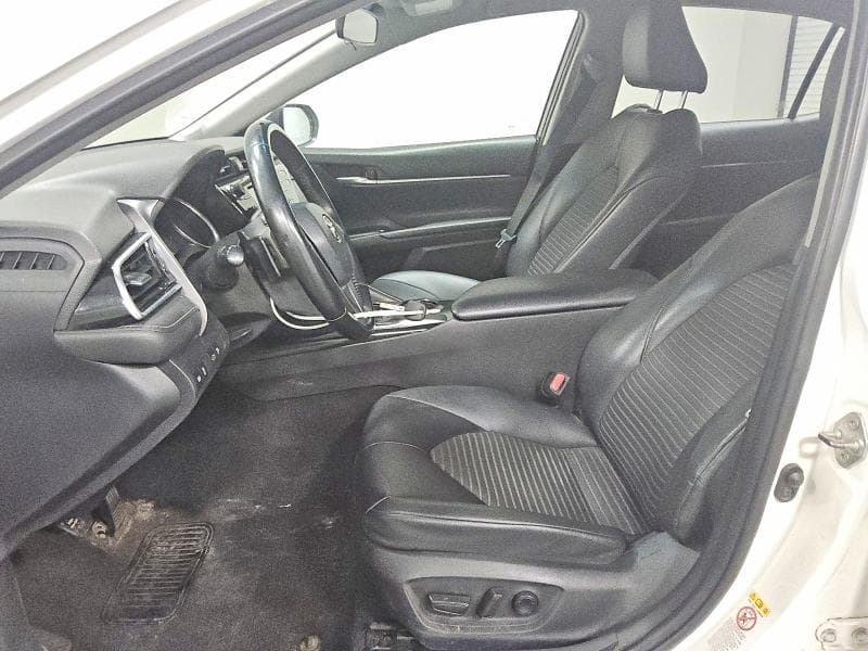 2018 TOYOTA CAMRY SE 7