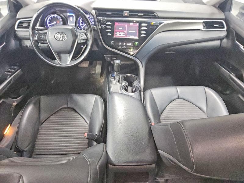 2018 TOYOTA CAMRY SE 8