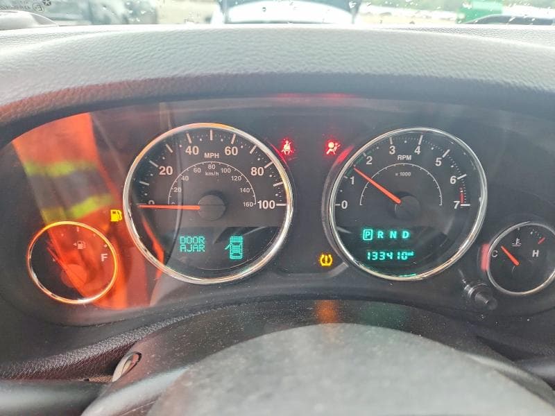 2017 JEEP WRANGLER UNLIMITED SPORT 9