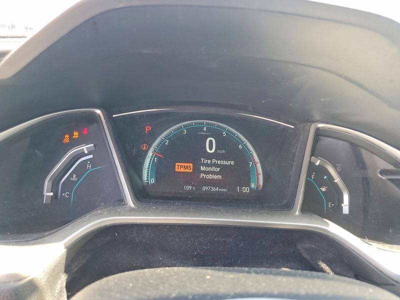 2018 HONDA CIVIC EX 9