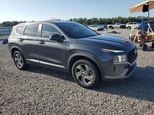 2021 HYUNDAI SANTA FE SE 4