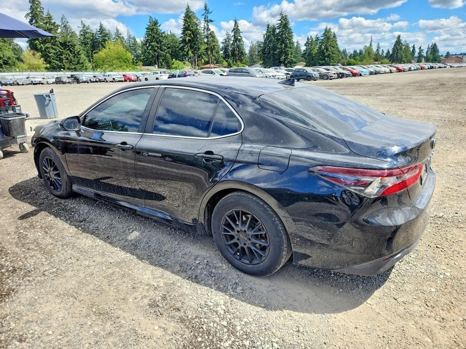 2022 TOYOTA CAMRY LE 2