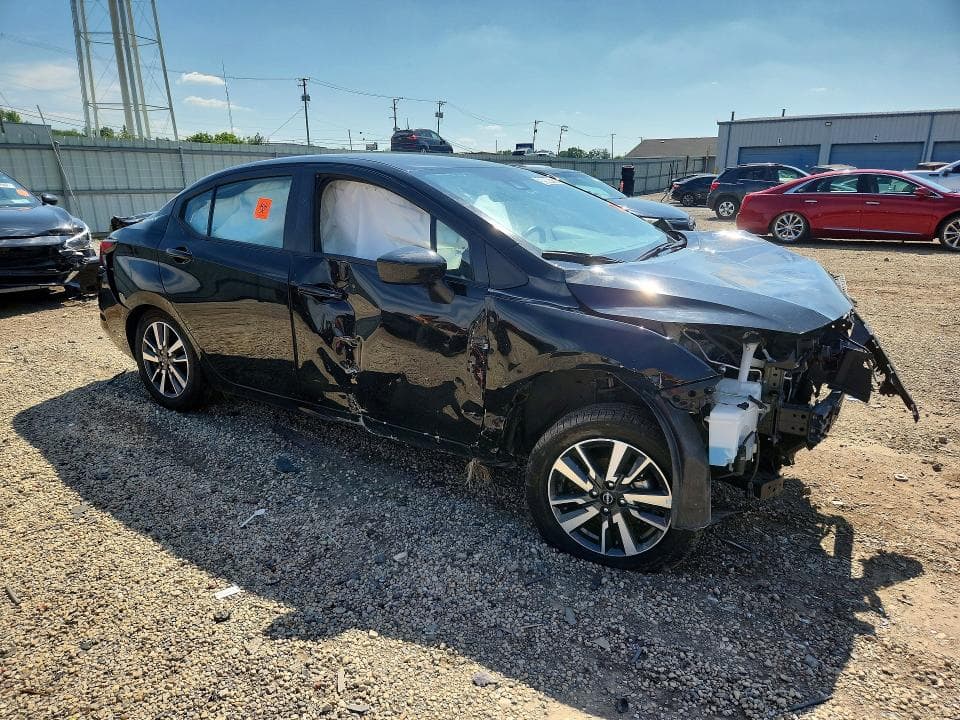 2024 NISSAN VERSA SV 4