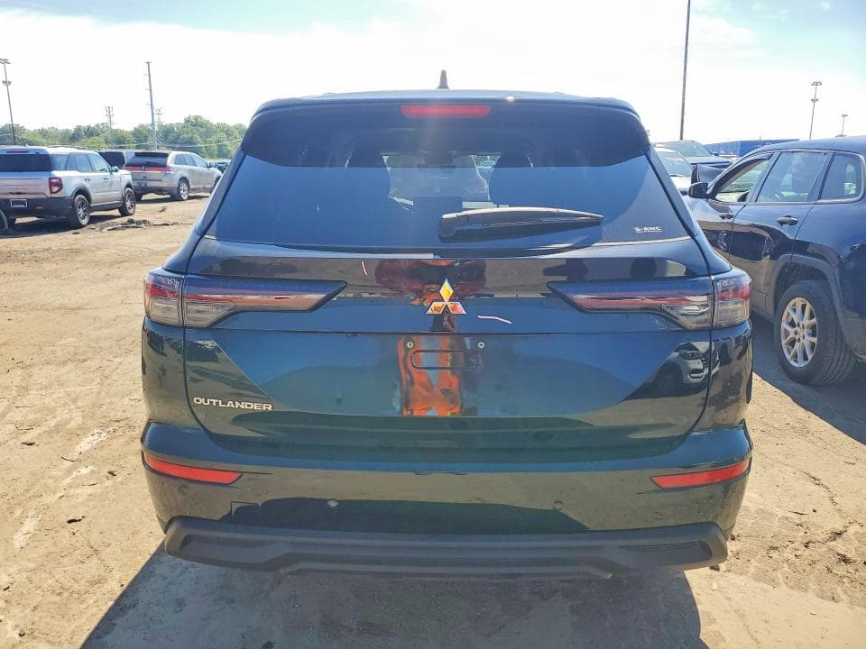 2025 MITSUBISHI OUTLANDER ES 6
