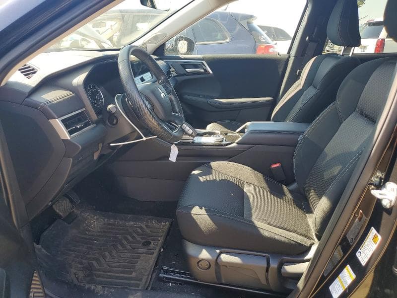 2025 MITSUBISHI OUTLANDER ES 7