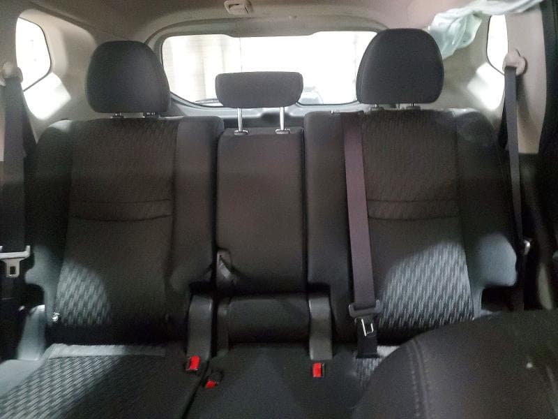 2017 NISSAN ROGUE SV 10