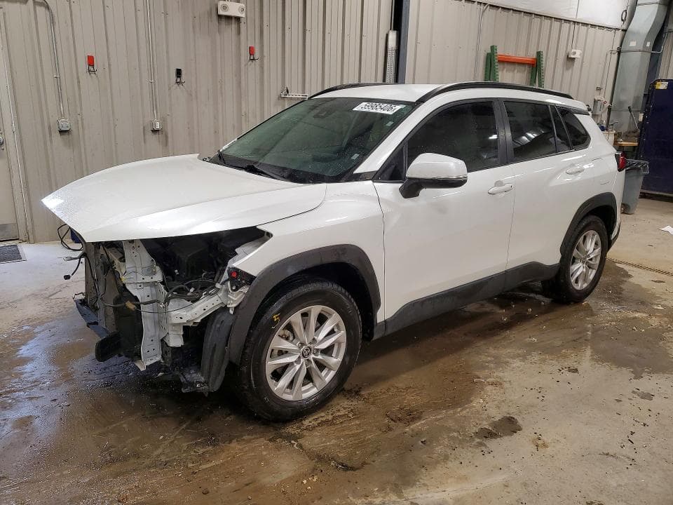 2022 TOYOTA COROLLA CROSS LE - 1