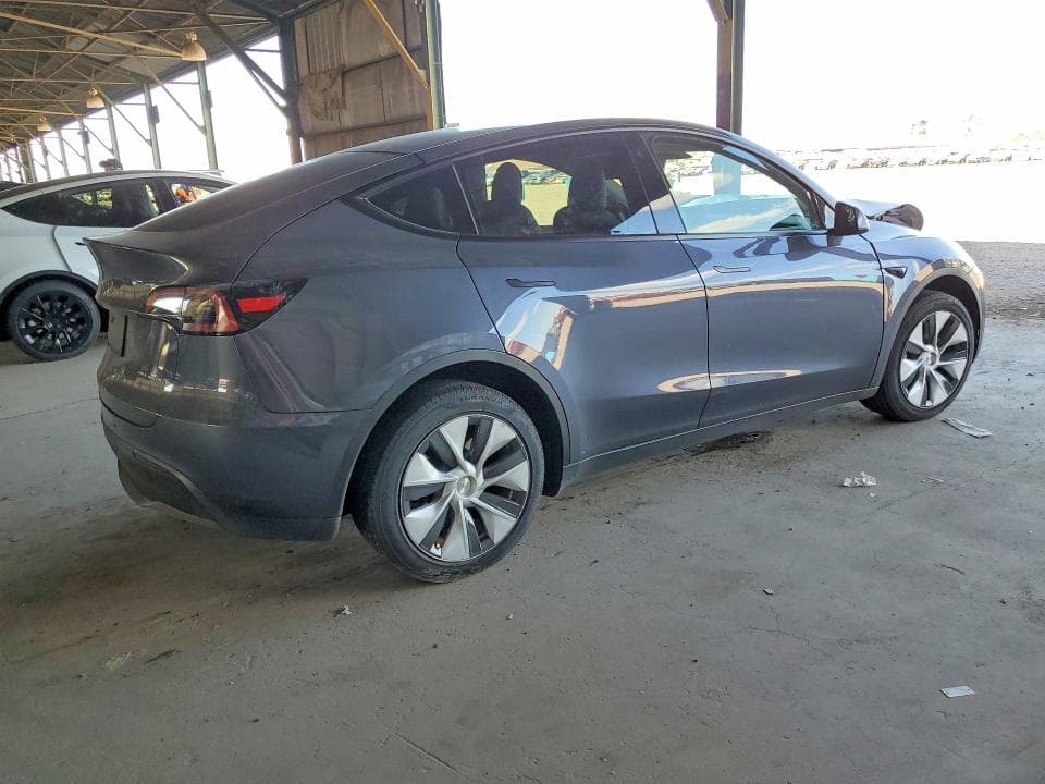 2023 TESLA MODEL Y 3
