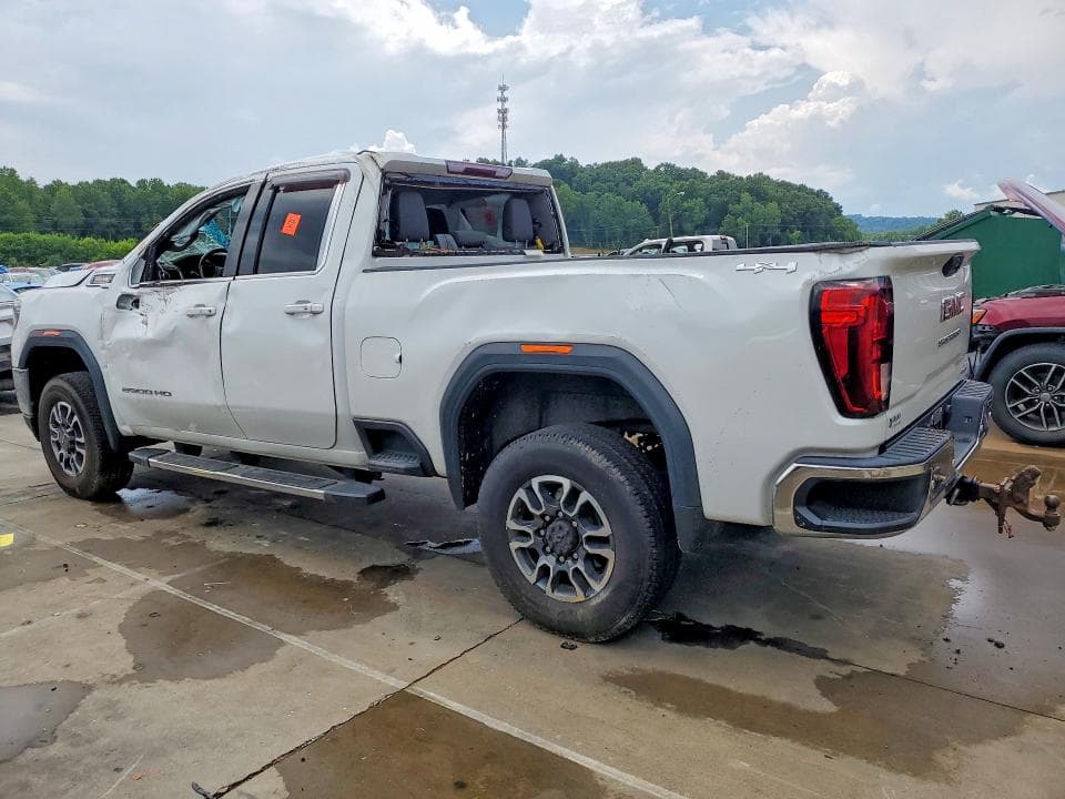 2021 GMC SIERRA K2500 SLE 2