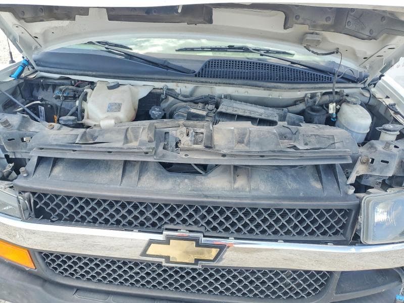 2020 CHEVROLET 2500 EXPRE 12