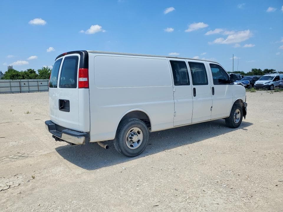 2020 CHEVROLET 2500 EXPRE 3