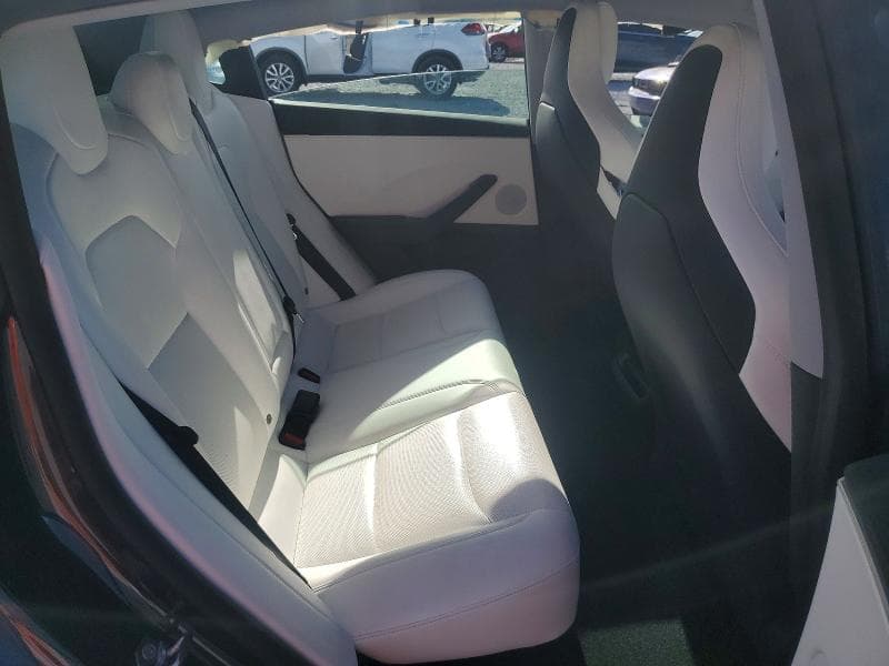 2025 TESLA MODEL 3 11
