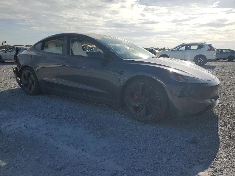 2025 TESLA MODEL 3 4