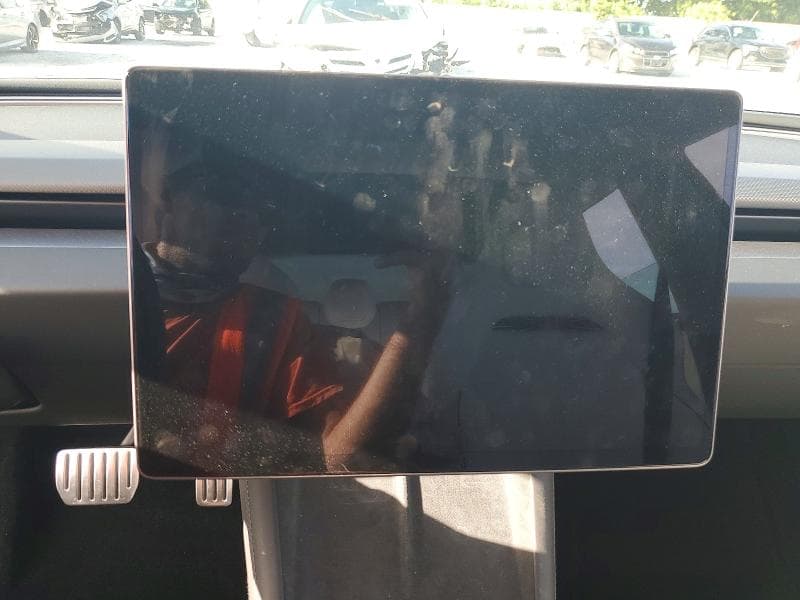 2025 TESLA MODEL 3 9
