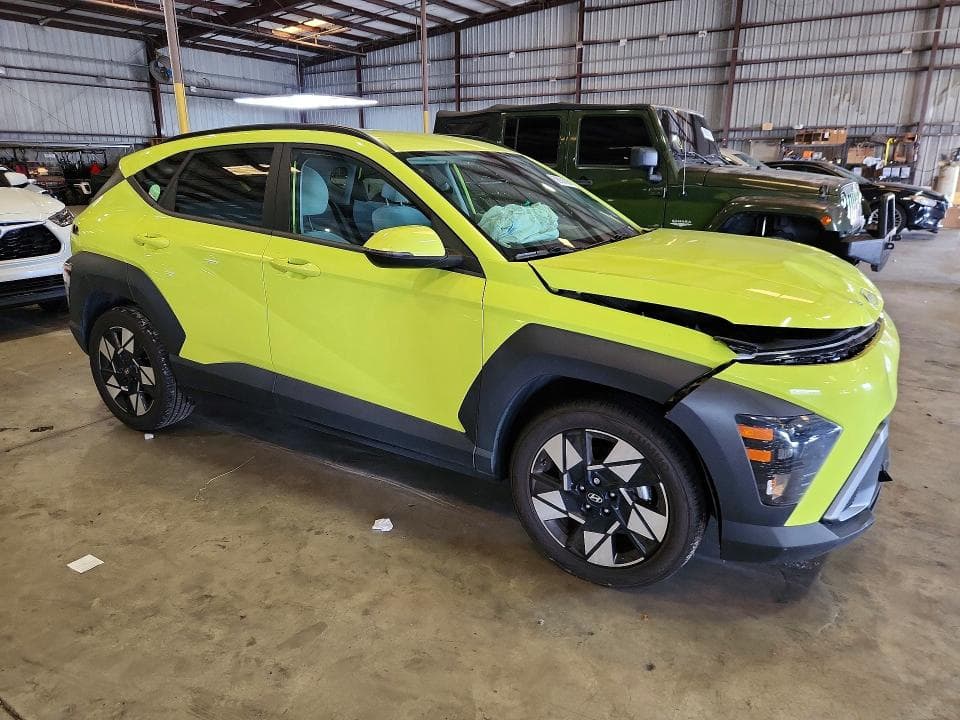 2024 HYUNDAI KONA SEL 4