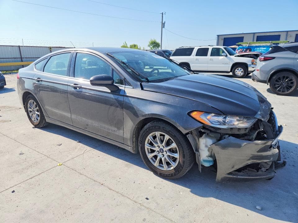 2017 FORD FUSION 4