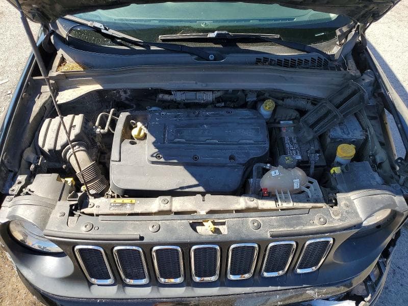 2017 JEEP RENEGADE SPORT 12