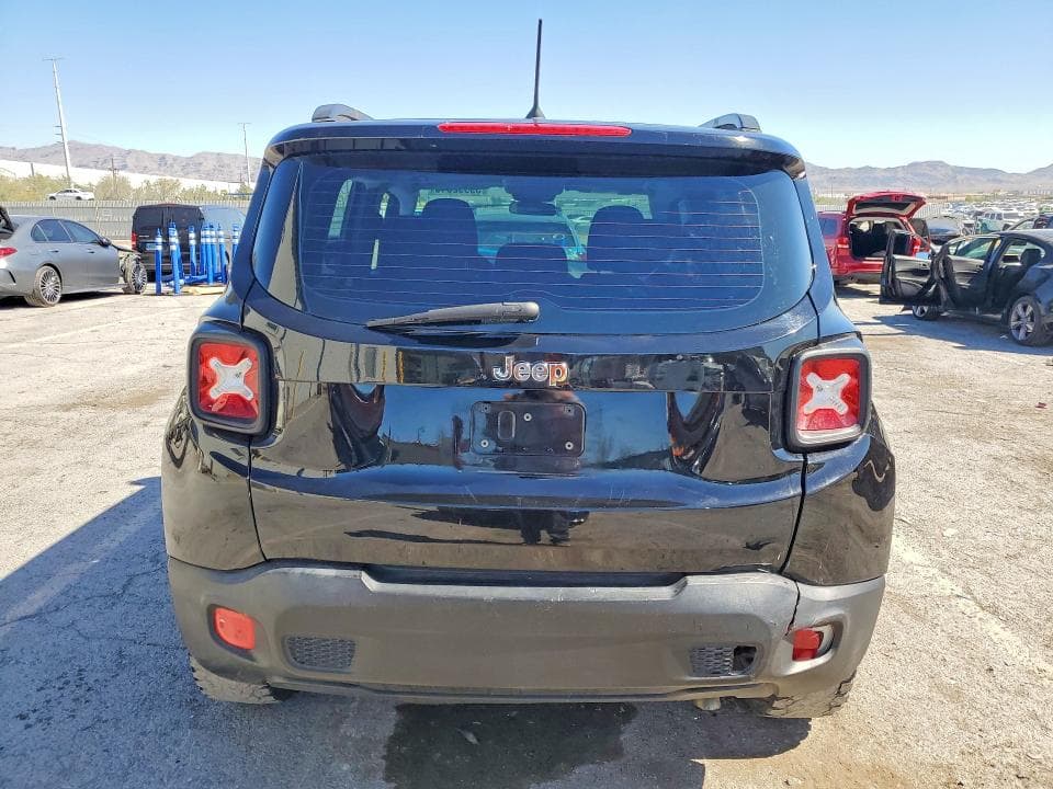 2017 JEEP RENEGADE SPORT 6