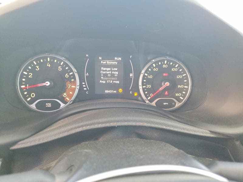 2017 JEEP RENEGADE SPORT 9