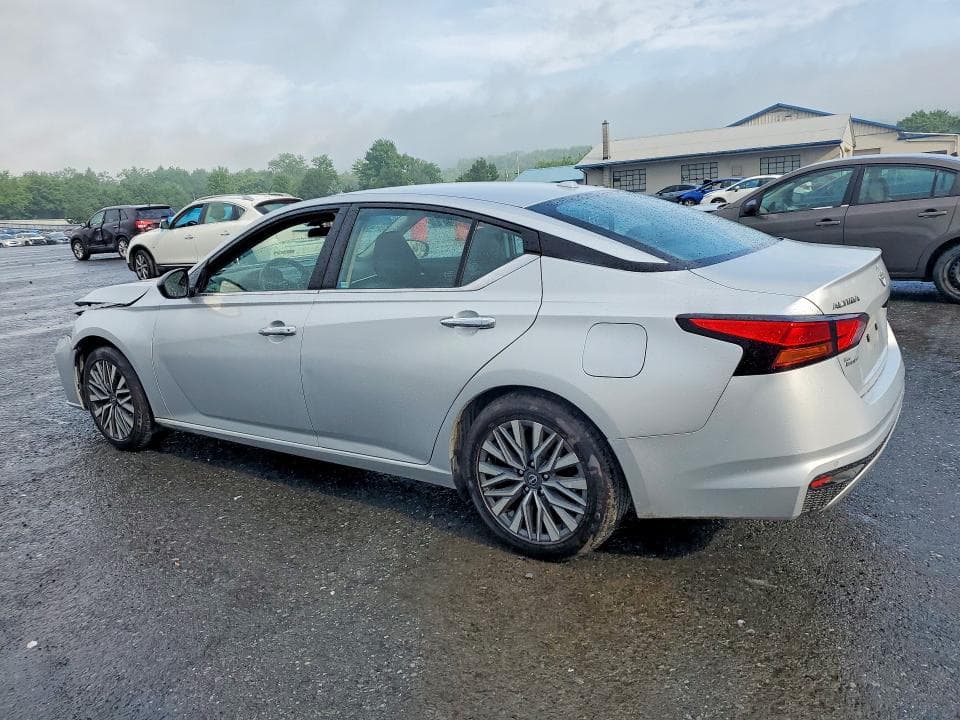 2024 NISSAN ALTIMA SV 2
