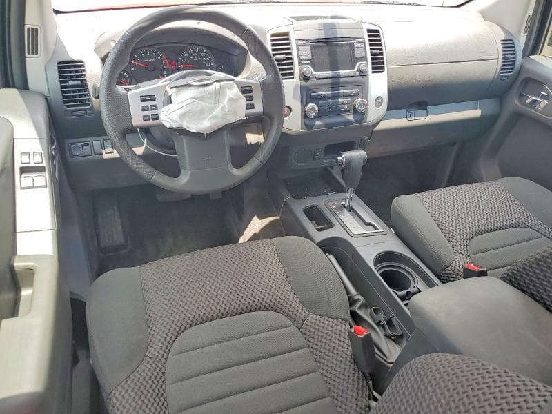 2016 NISSAN FRONTIER SV 8