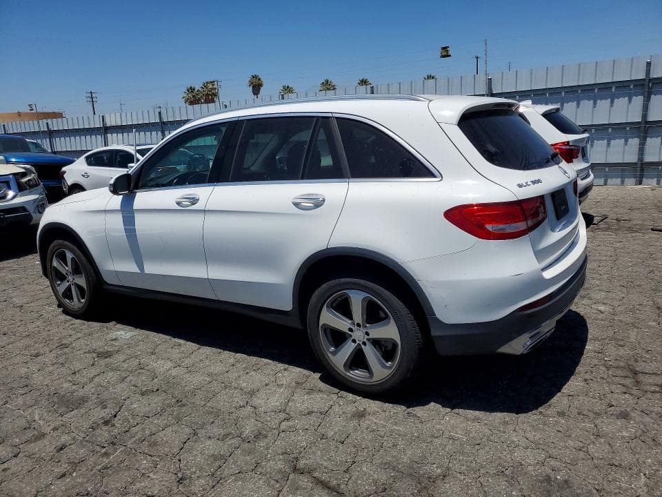 2017 MERCEDES-BENZ GLC 300 300 2