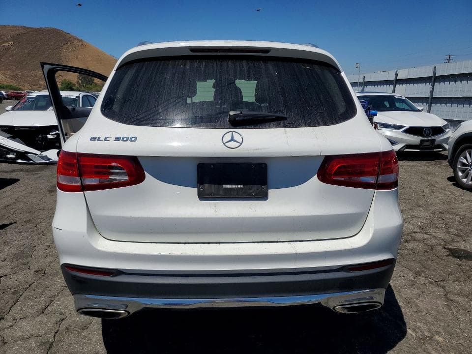 2017 MERCEDES-BENZ GLC 300 300 6