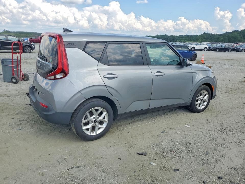2022 KIA SOUL LX 3