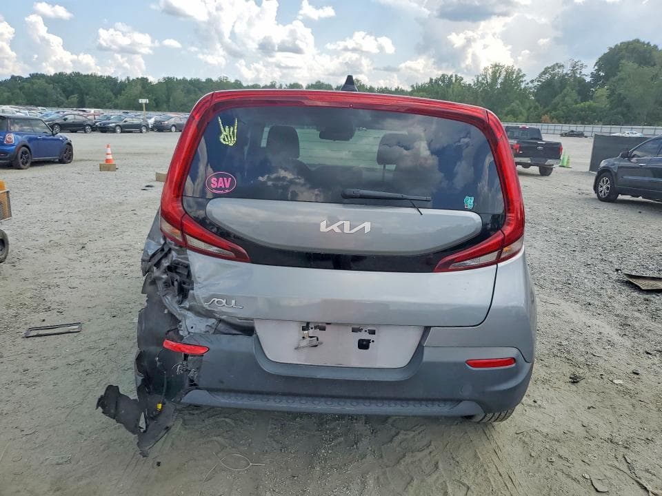 2022 KIA SOUL LX 6