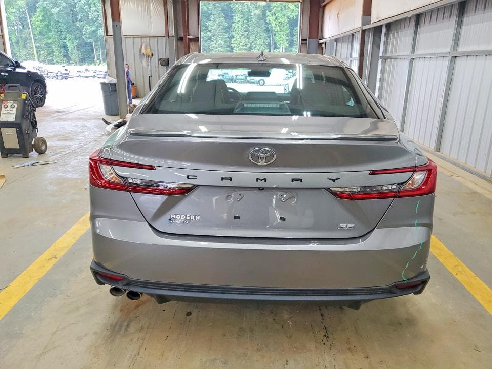 2025 TOYOTA CAMRY SE SE 6
