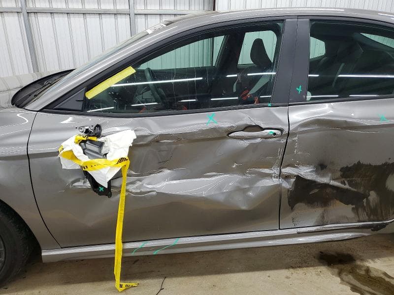 2025 TOYOTA CAMRY SE SE 7