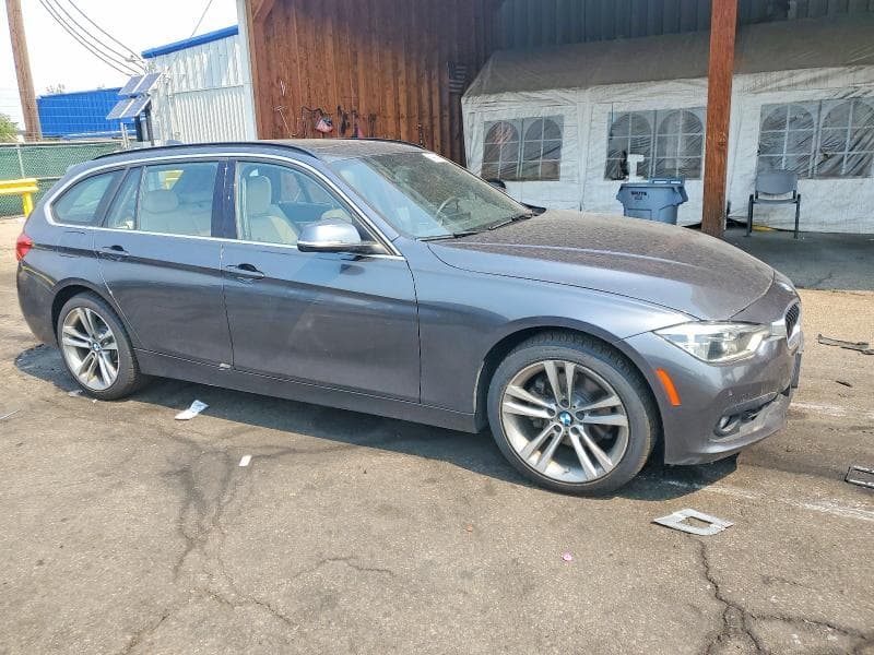 2017 BMW 330 XI 4