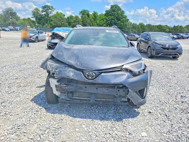 2018 TOYOTA RAV4 XLE 5