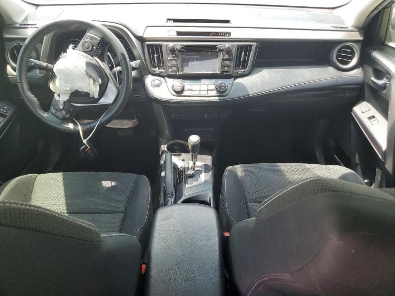 2018 TOYOTA RAV4 XLE 8